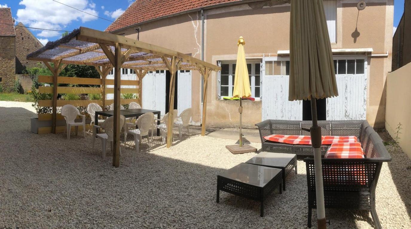 Au Soleil D'Or Hotel Pontaubert Exterior foto